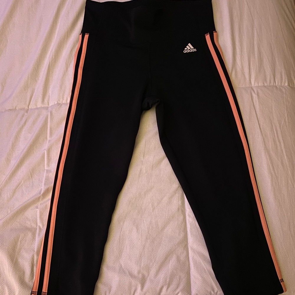 Cropped Adidas Leggings